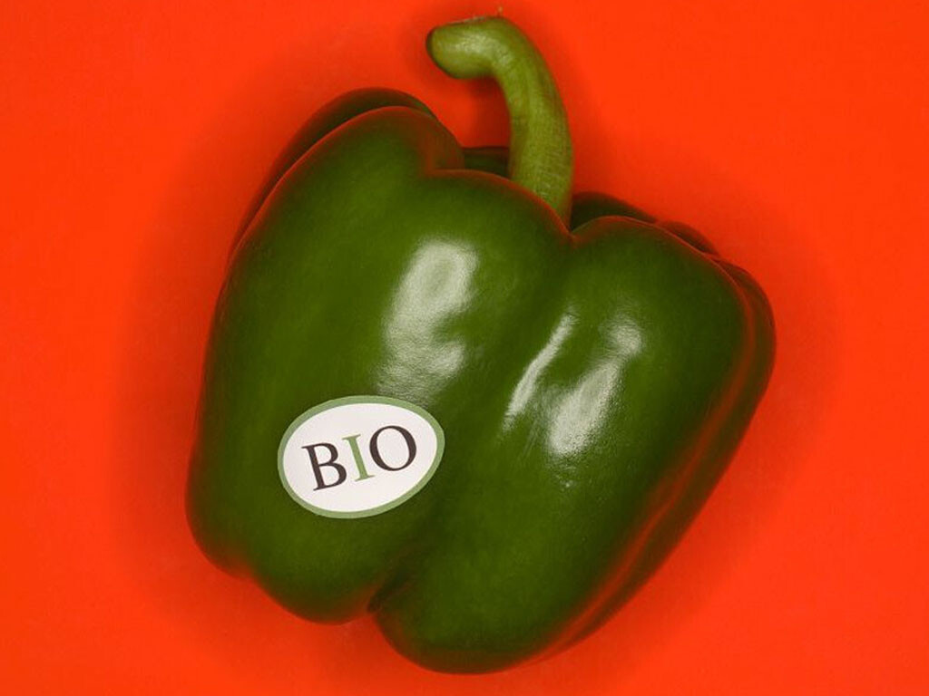 Food and packaging label on a pepper